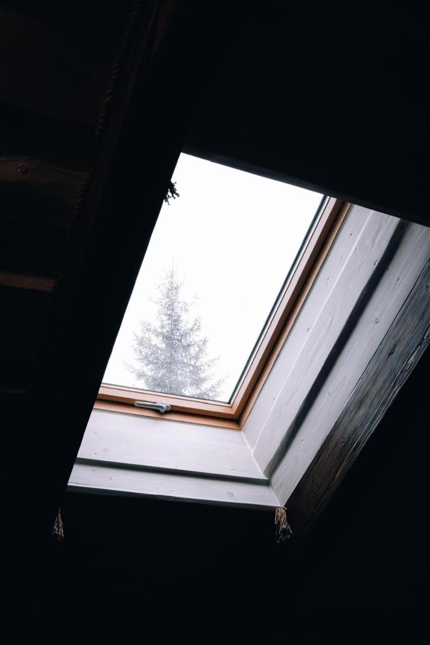 Tatova Hata Yablunytsya Luaran gambar